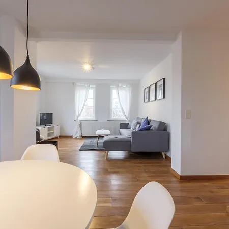 Penthouse Idealement Situe * Brussels