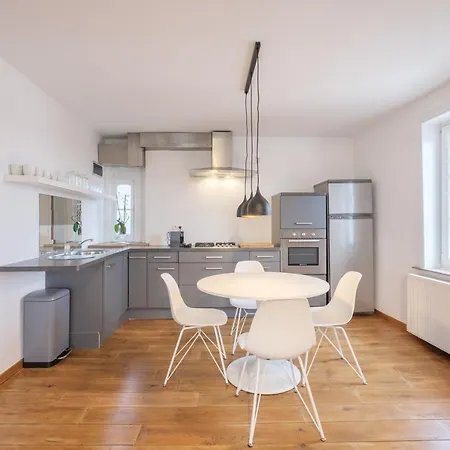 Penthouse Idealement Situe